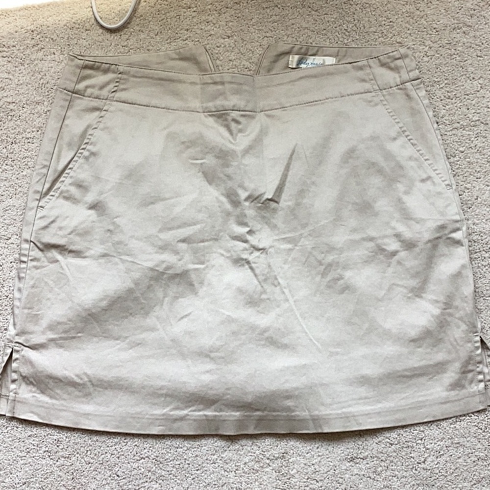 Women’s Khaki Golf Skirt